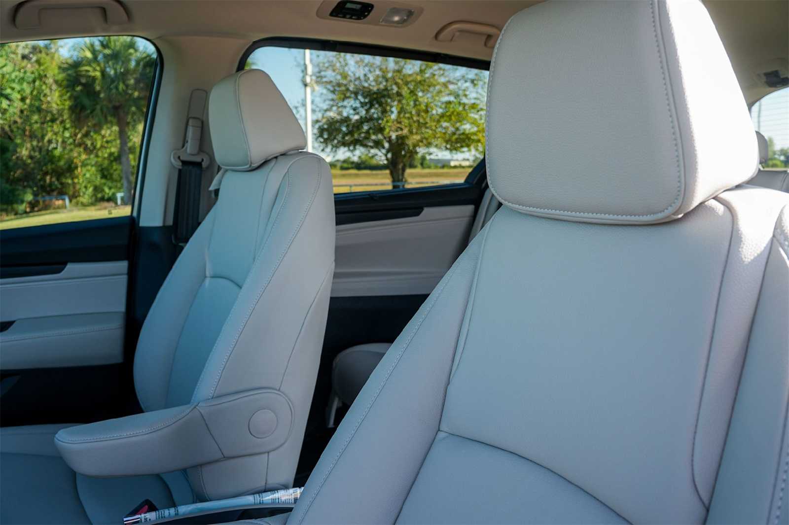 Thumbnail: 2026 Honda Odyssey - 11