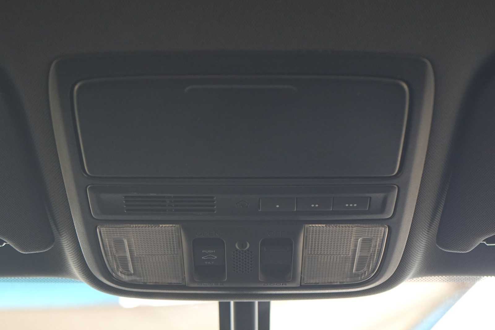 Thumbnail: 2017 Honda Accord - 24