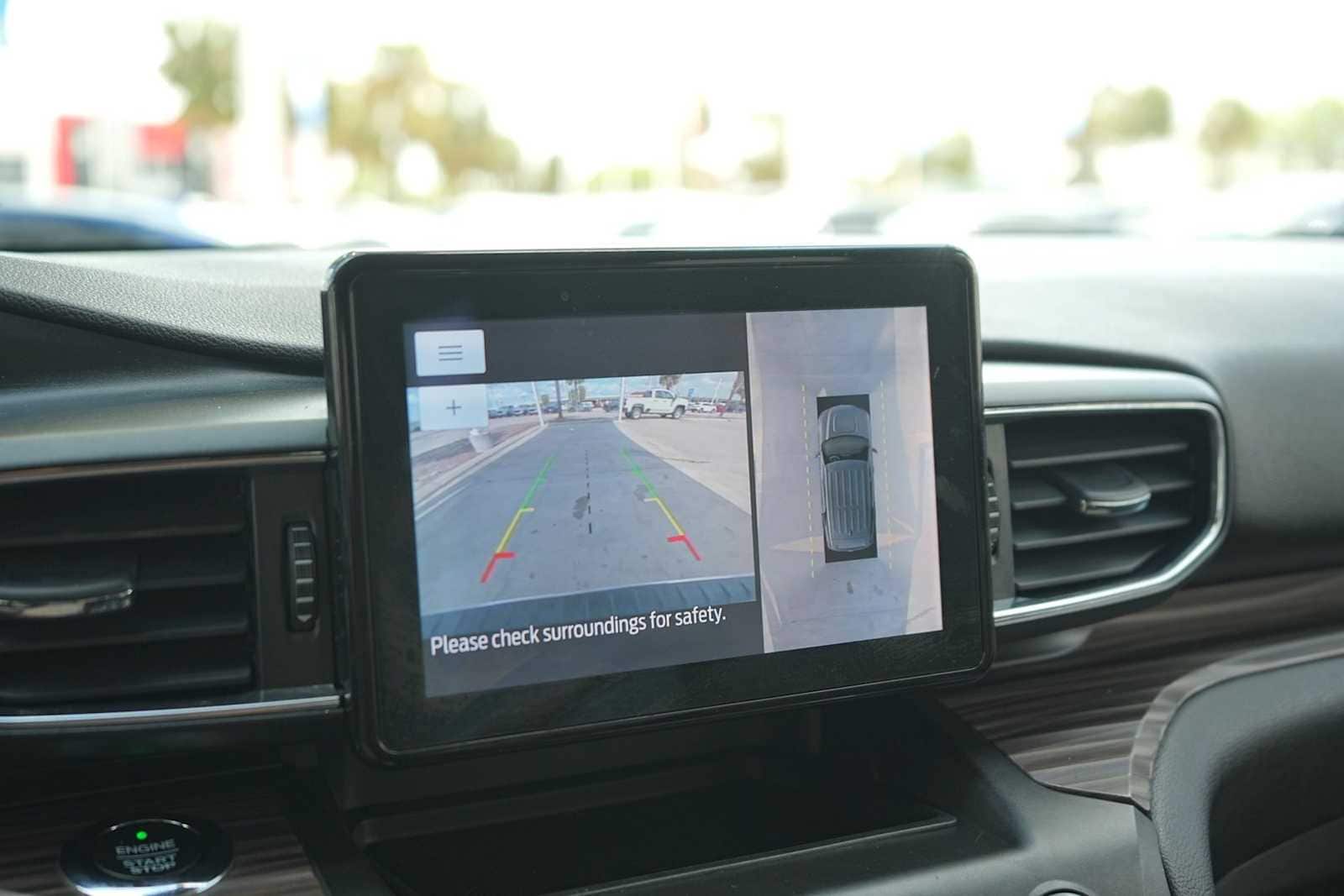 Thumbnail: 2020 Ford Explorer - 22