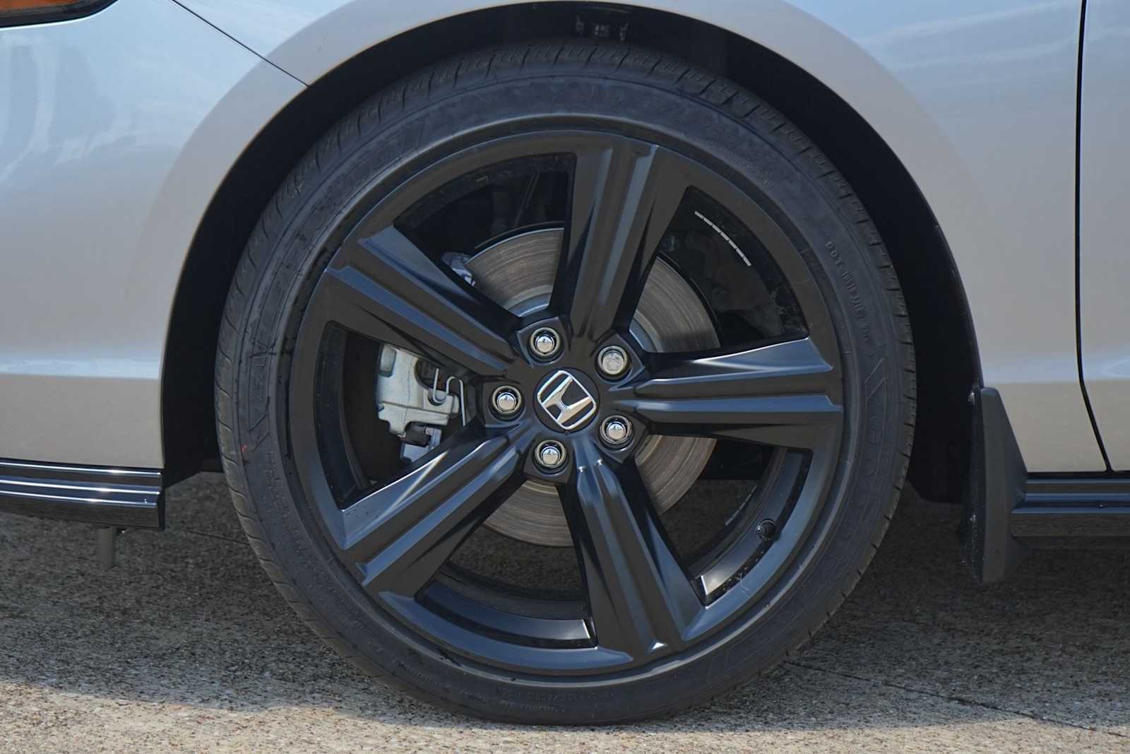 2026 Honda Accord Hybrid Sport-L - Photo 7