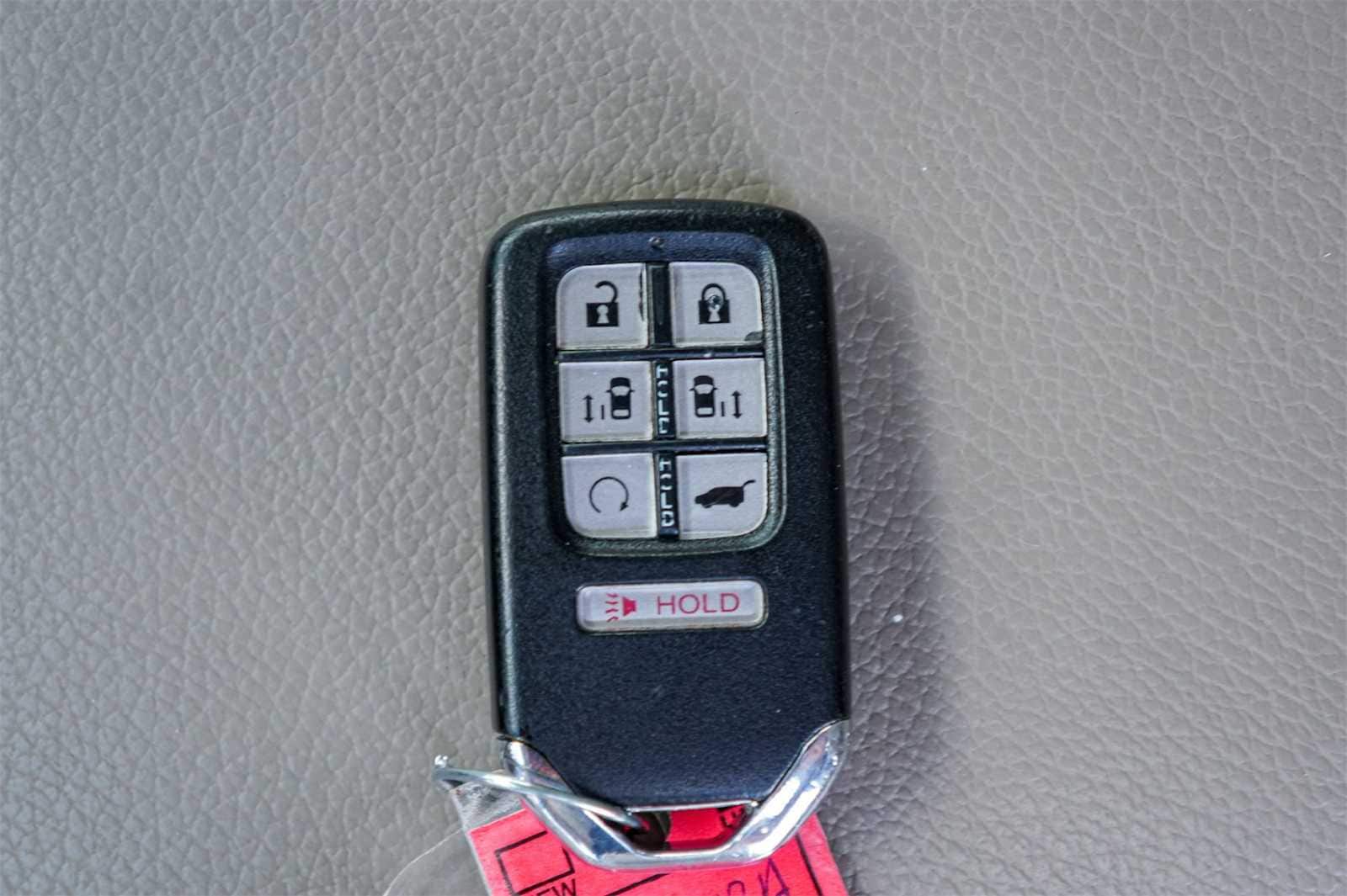 Thumbnail: 2023 Honda Odyssey - 20