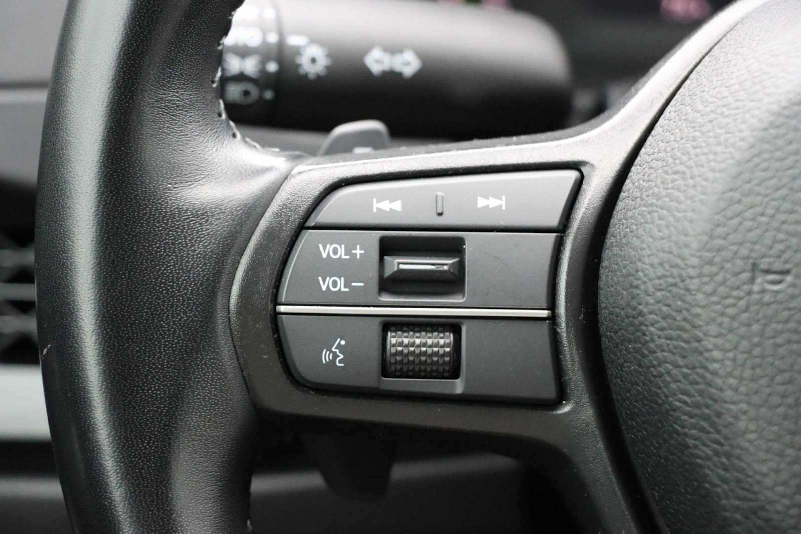 2023 Honda Accord EX-L 22