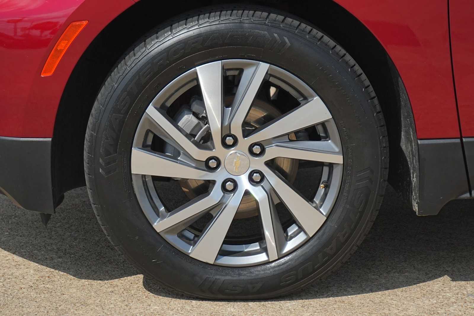 Thumbnail: 2023 Chevrolet Equinox - 7