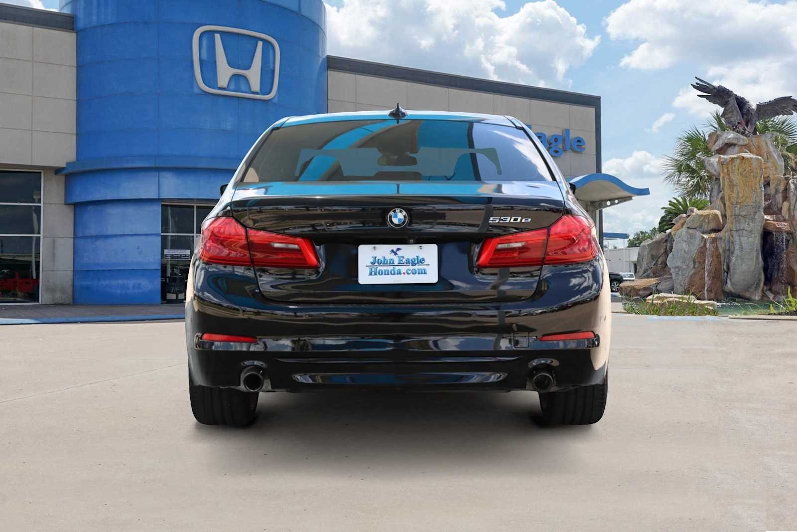 Thumbnail: 2018 BMW 5 Series - 5