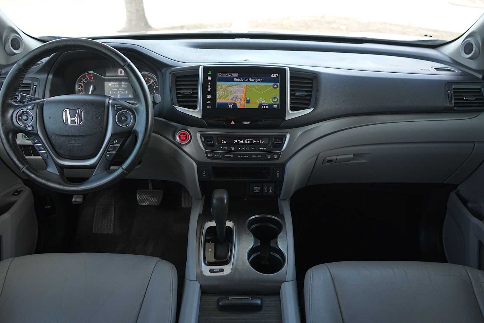 Thumbnail: 2016 Honda Pilot - 10