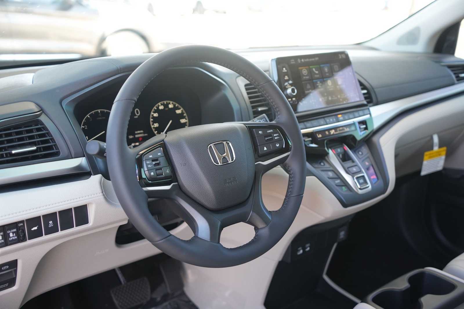 Thumbnail: 2026 Honda Odyssey - 2