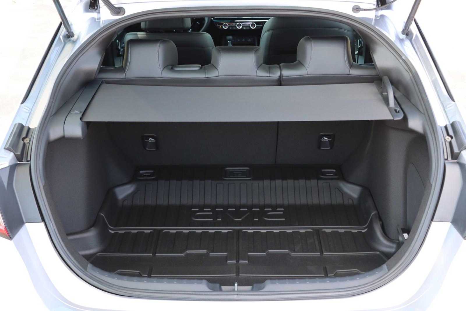 2025 Honda Civic Sport Touring 18