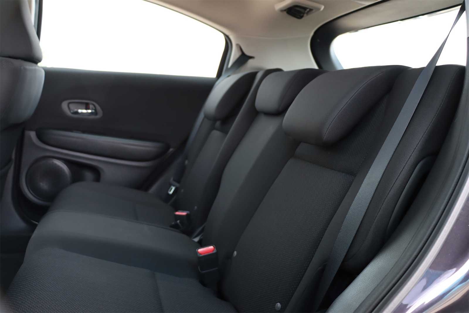 Thumbnail: 2016 Honda HR-V - 14