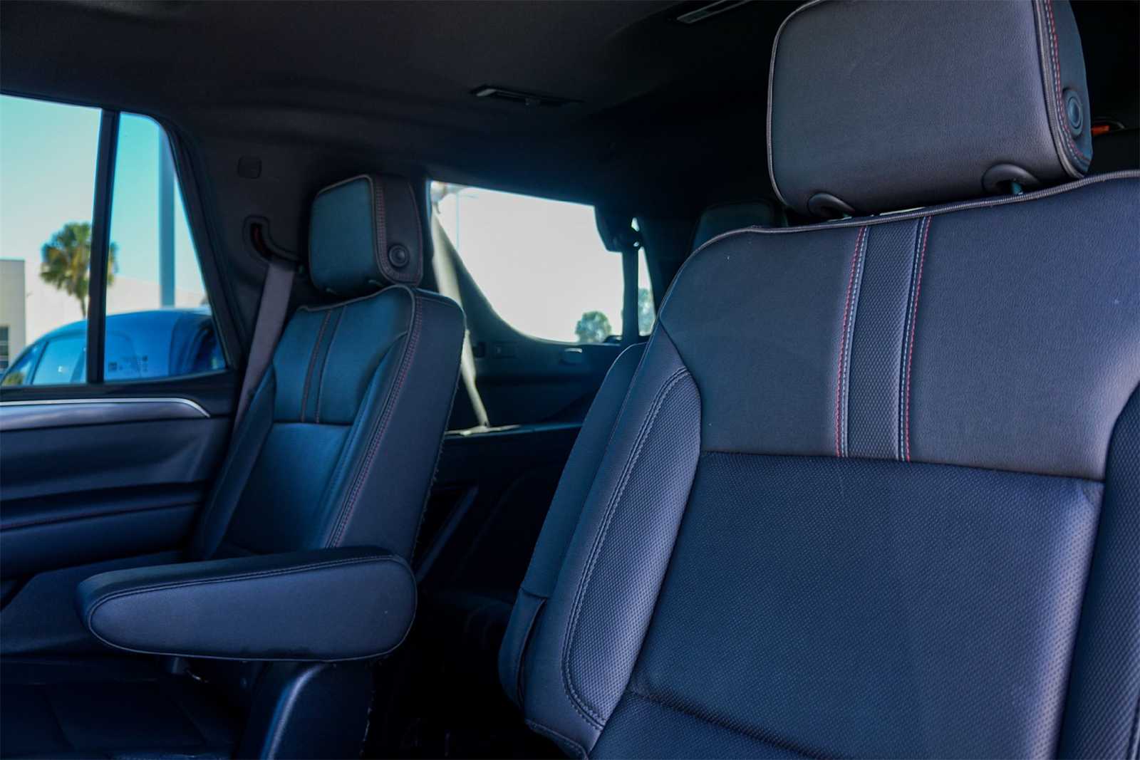 Thumbnail: 2022 Chevrolet Tahoe - 13