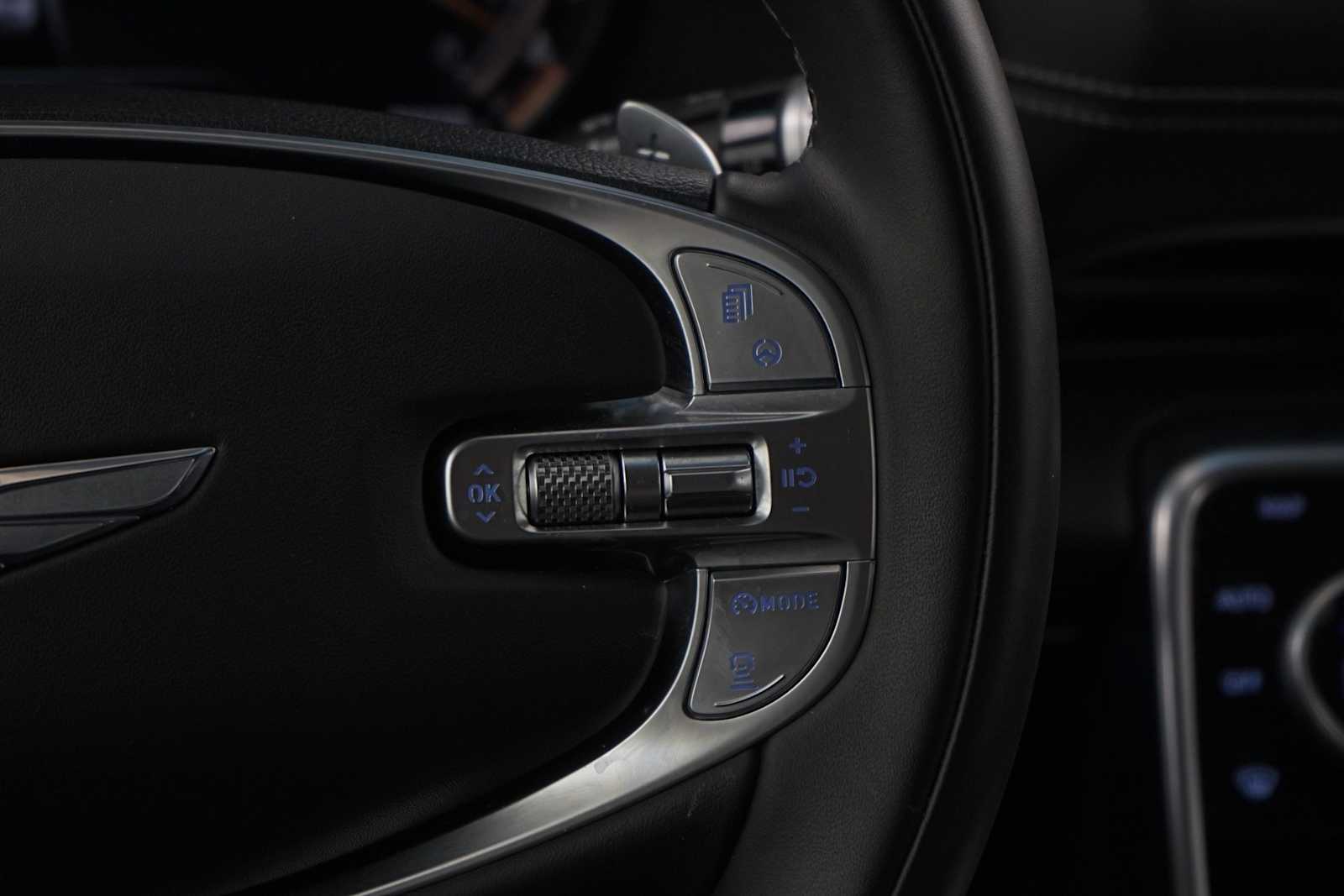 Thumbnail: 2021 Genesis GV80 - 17
