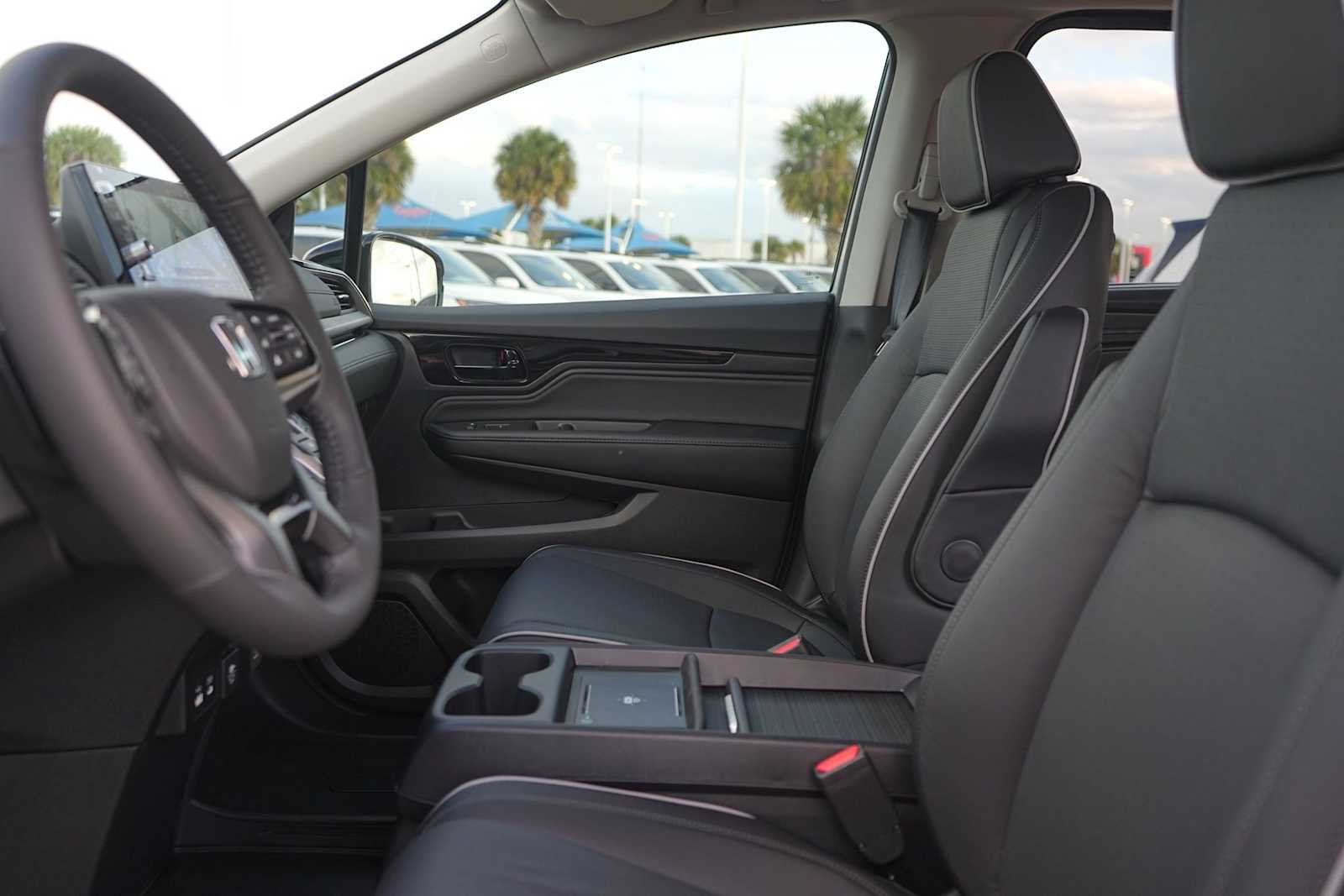 Thumbnail: 2026 Honda Odyssey - 11