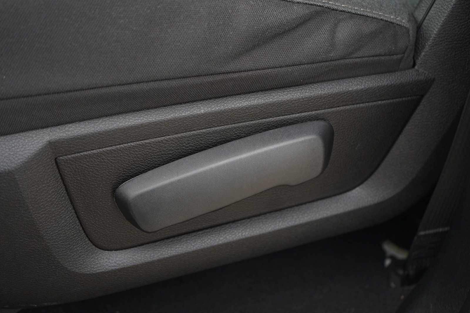 Thumbnail: 2024 RAM 1500 Classic - 12