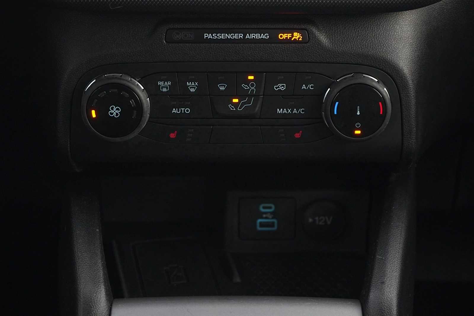 Thumbnail: 2022 Ford Bronco Sport - 23