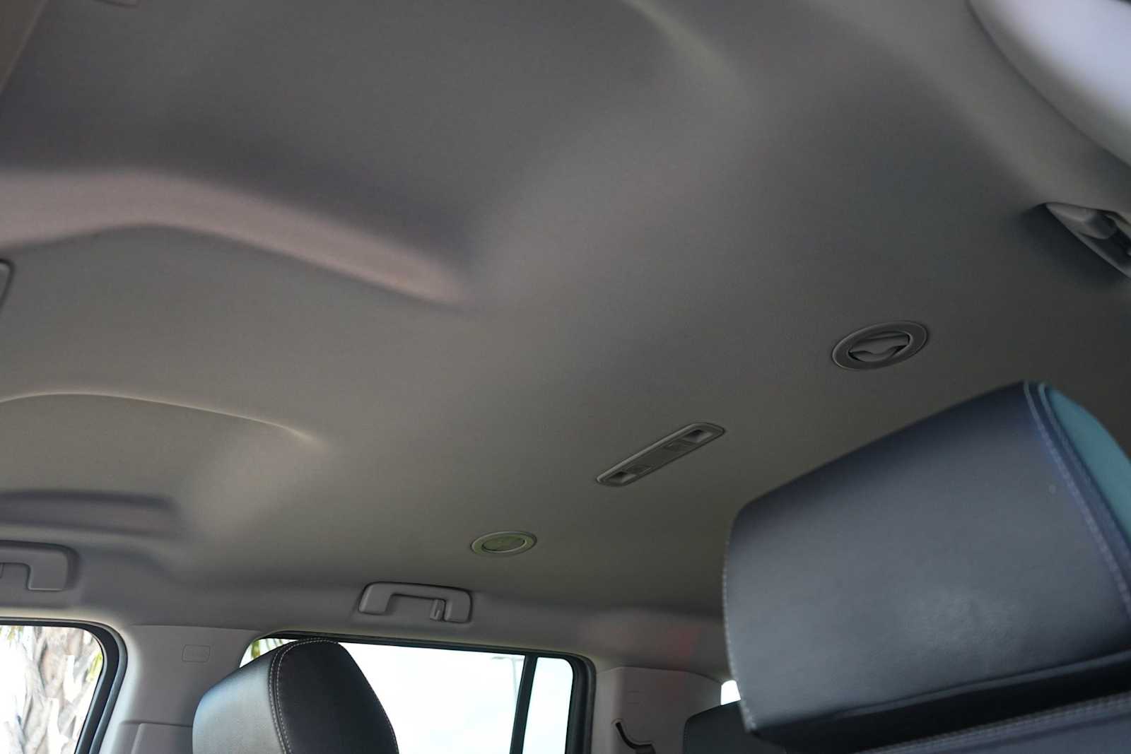 Thumbnail: 2019 GMC Yukon XL - 25