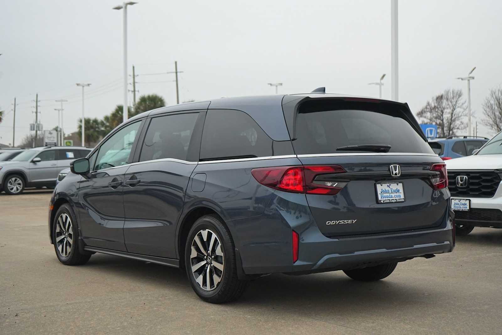 Thumbnail: 2026 Honda Odyssey - 4