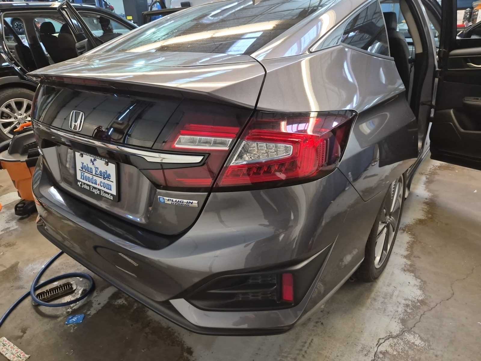 2018 Honda Clarity Plug-In Hybrid photo 3