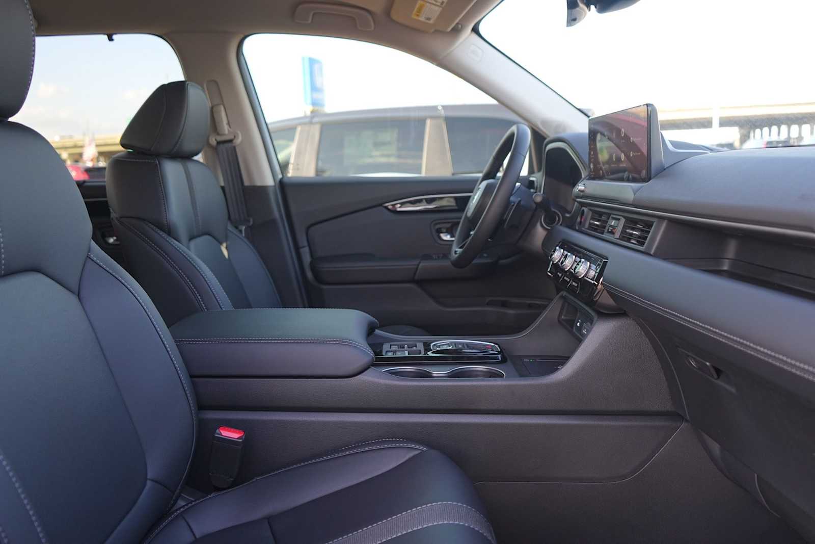 Thumbnail: 2026 Honda Pilot - 14
