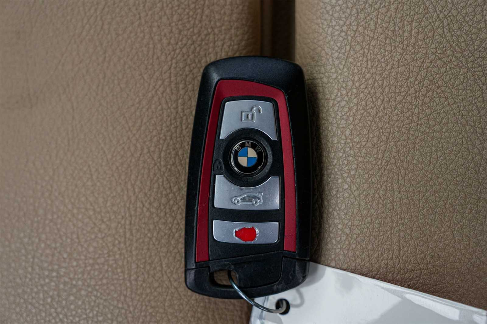 Thumbnail: 2017 BMW 3 Series - 20