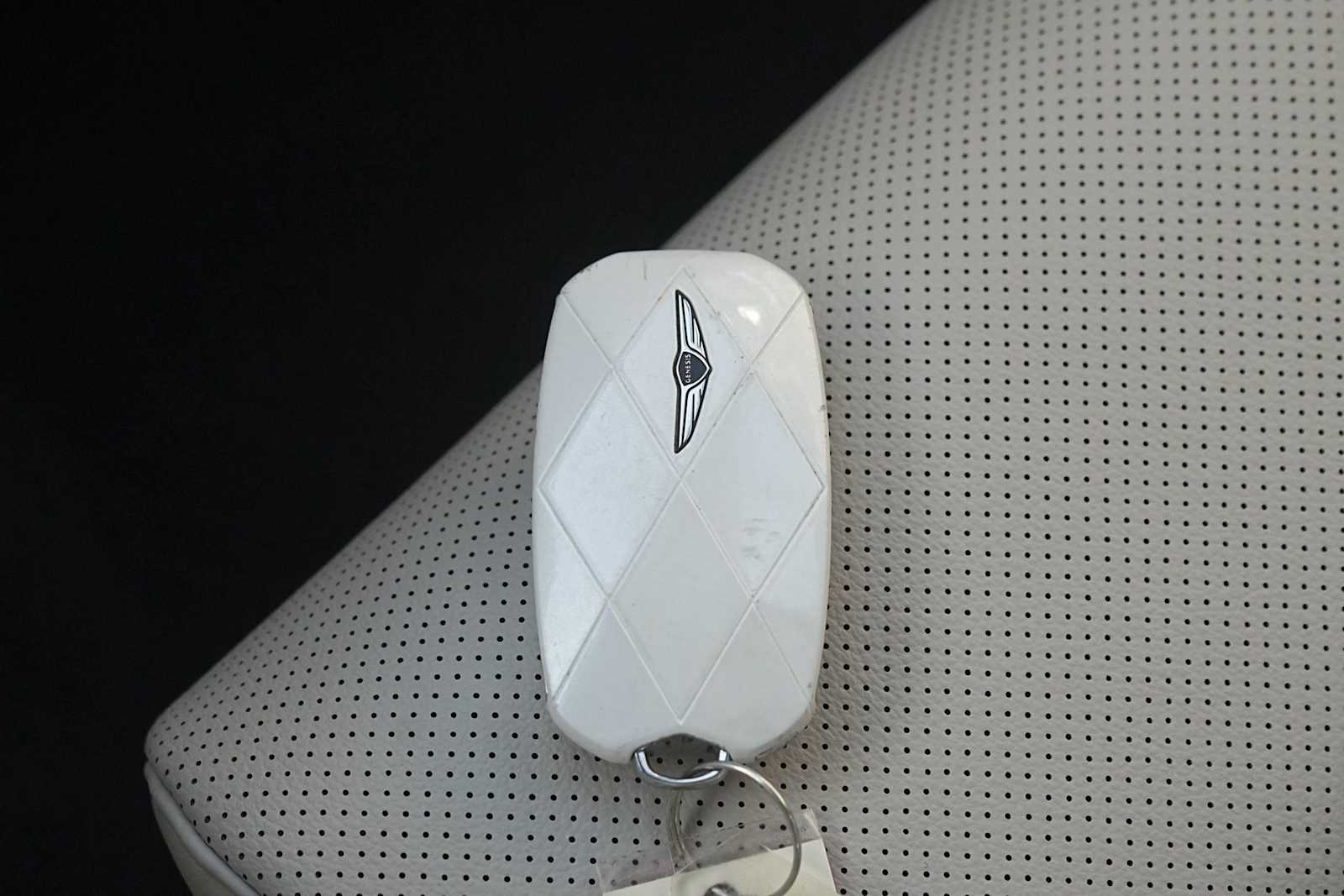 Thumbnail: 2024 Genesis G70 - 28