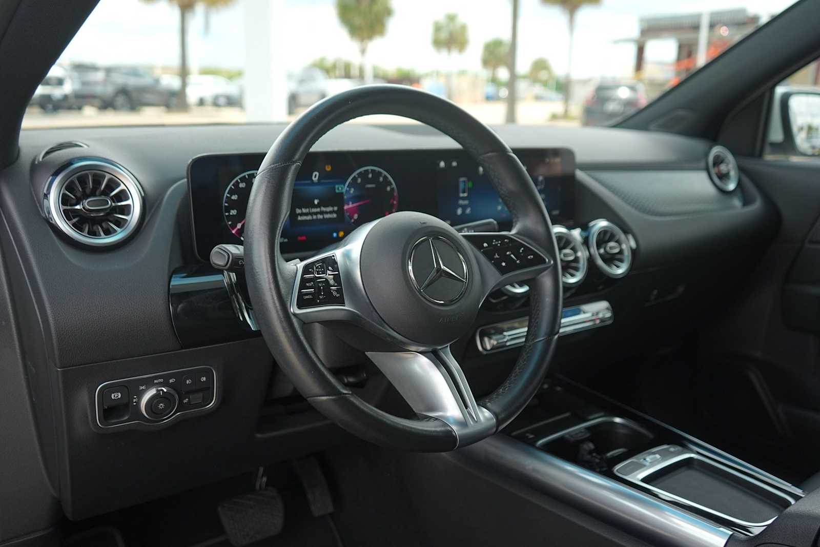 Thumbnail: 2025 Mercedes-Benz GLA - 2