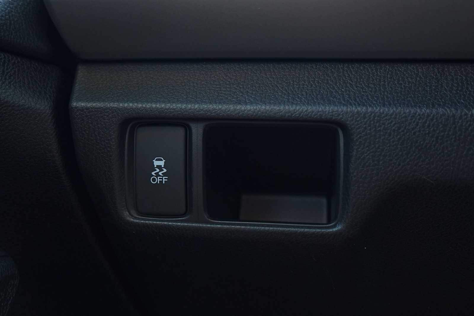 Thumbnail: 2012 Honda Accord - 24