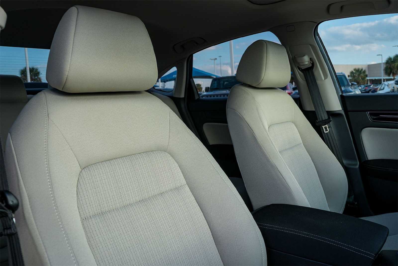 Thumbnail: 2024 Honda Civic - 14