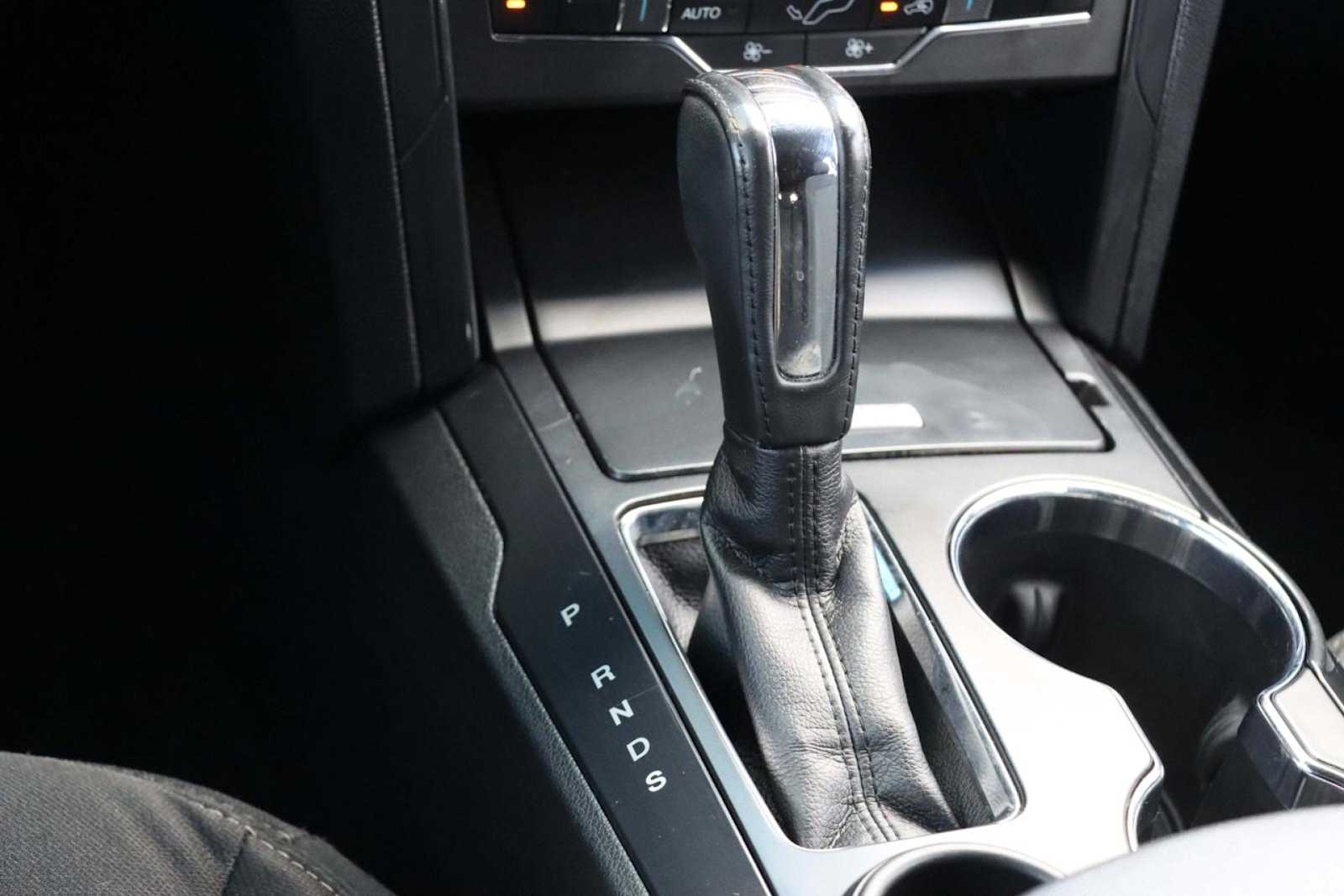 Thumbnail: 2017 Ford Explorer - 18