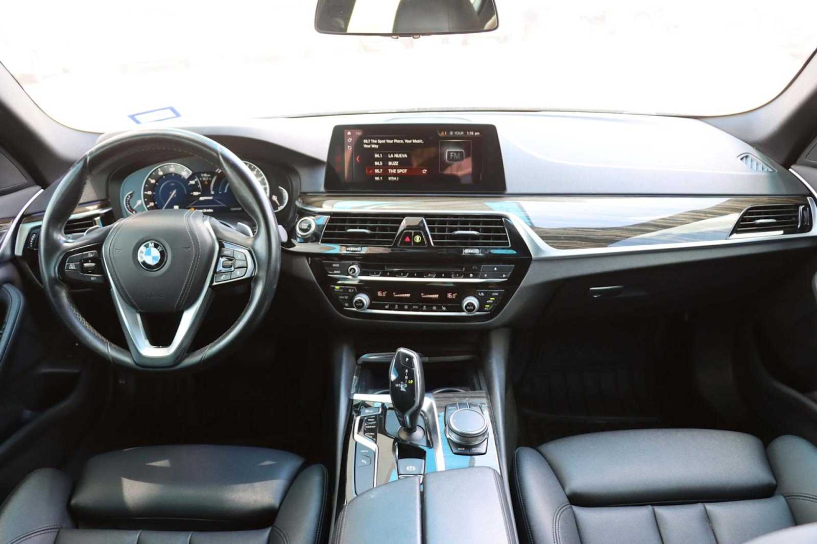 Thumbnail: 2018 BMW 5 Series - 9