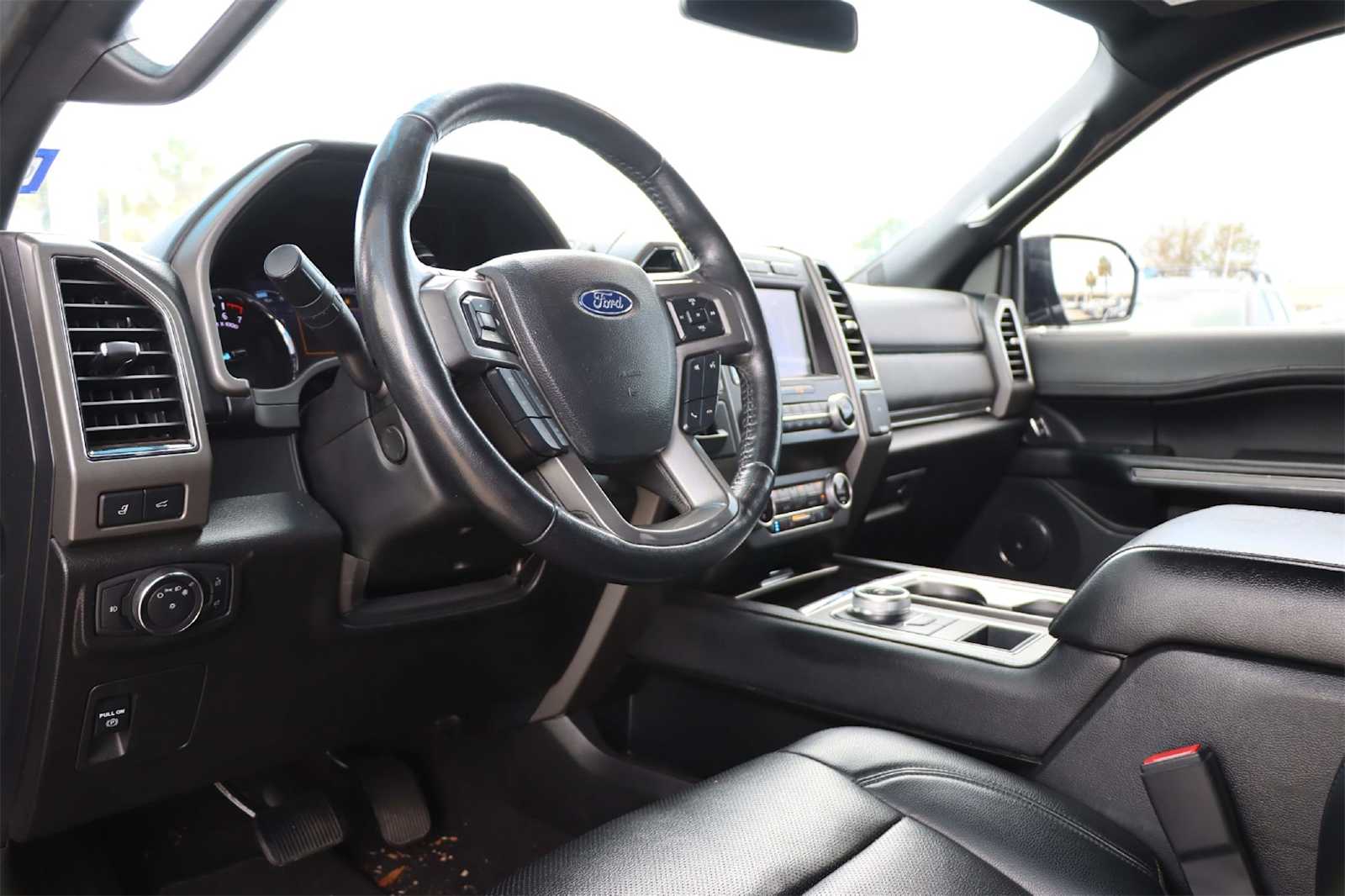 Thumbnail: 2021 Ford Expedition - 2