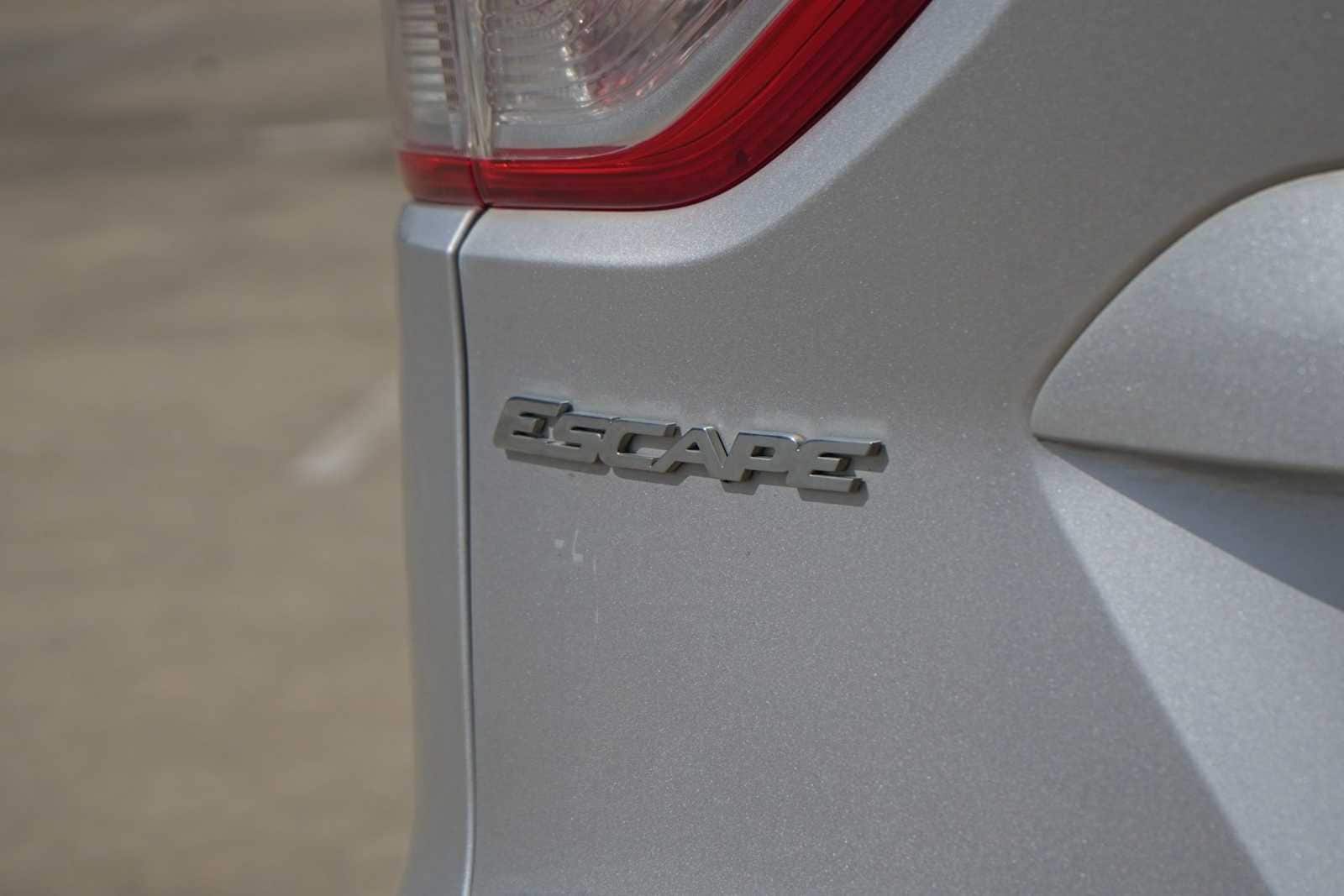 Thumbnail: 2014 Ford Escape - 8