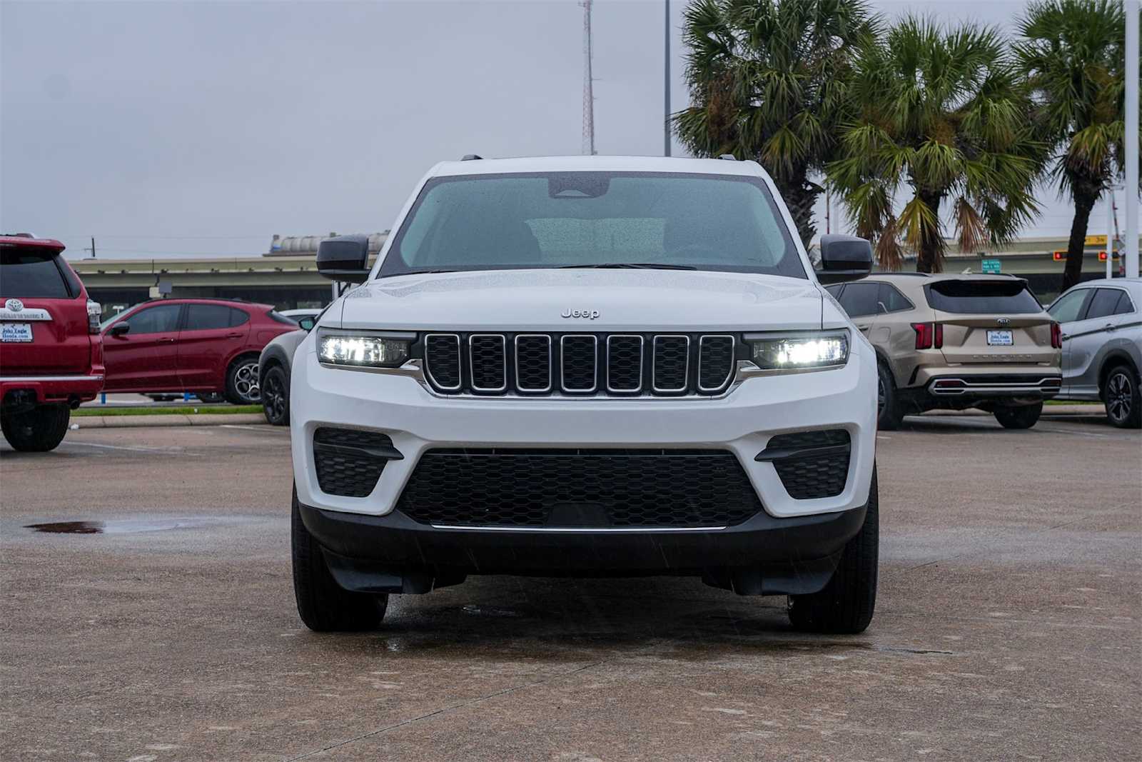 Thumbnail: 2023 Jeep Grand Cherokee - 6