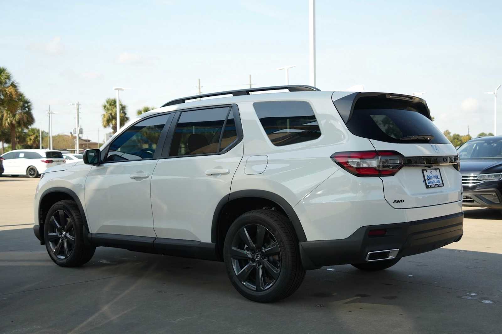 Thumbnail: 2025 Honda Pilot - 4