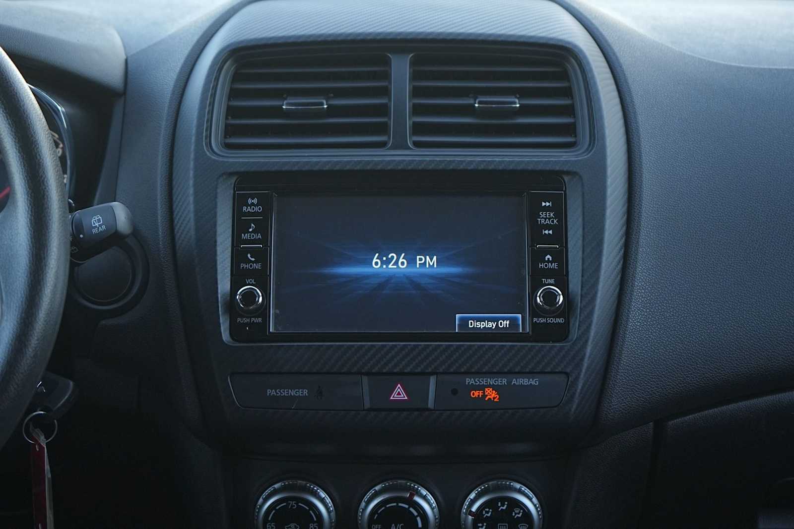 Thumbnail: 2024 Mitsubishi Outlander Sport - 19