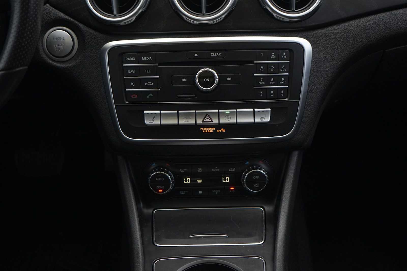 Thumbnail: 2020 Mercedes-Benz GLA - 23