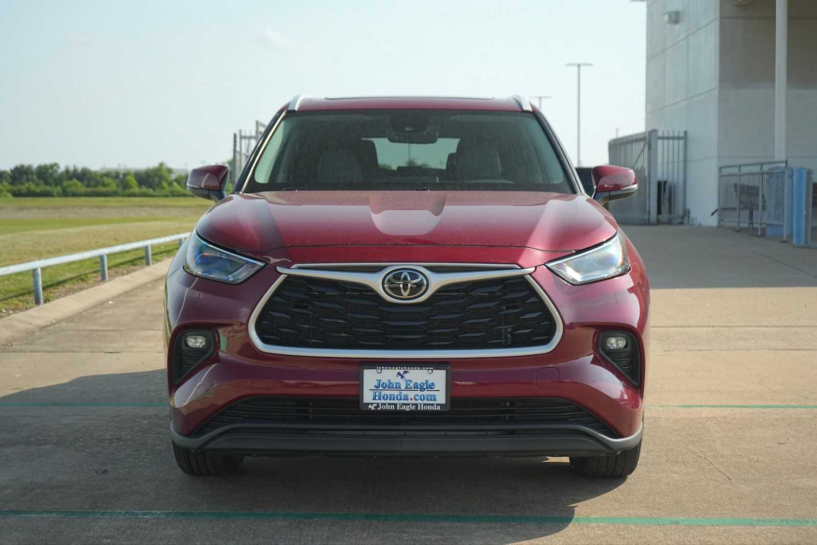 2023 Toyota Highlander XLE - Photo 6