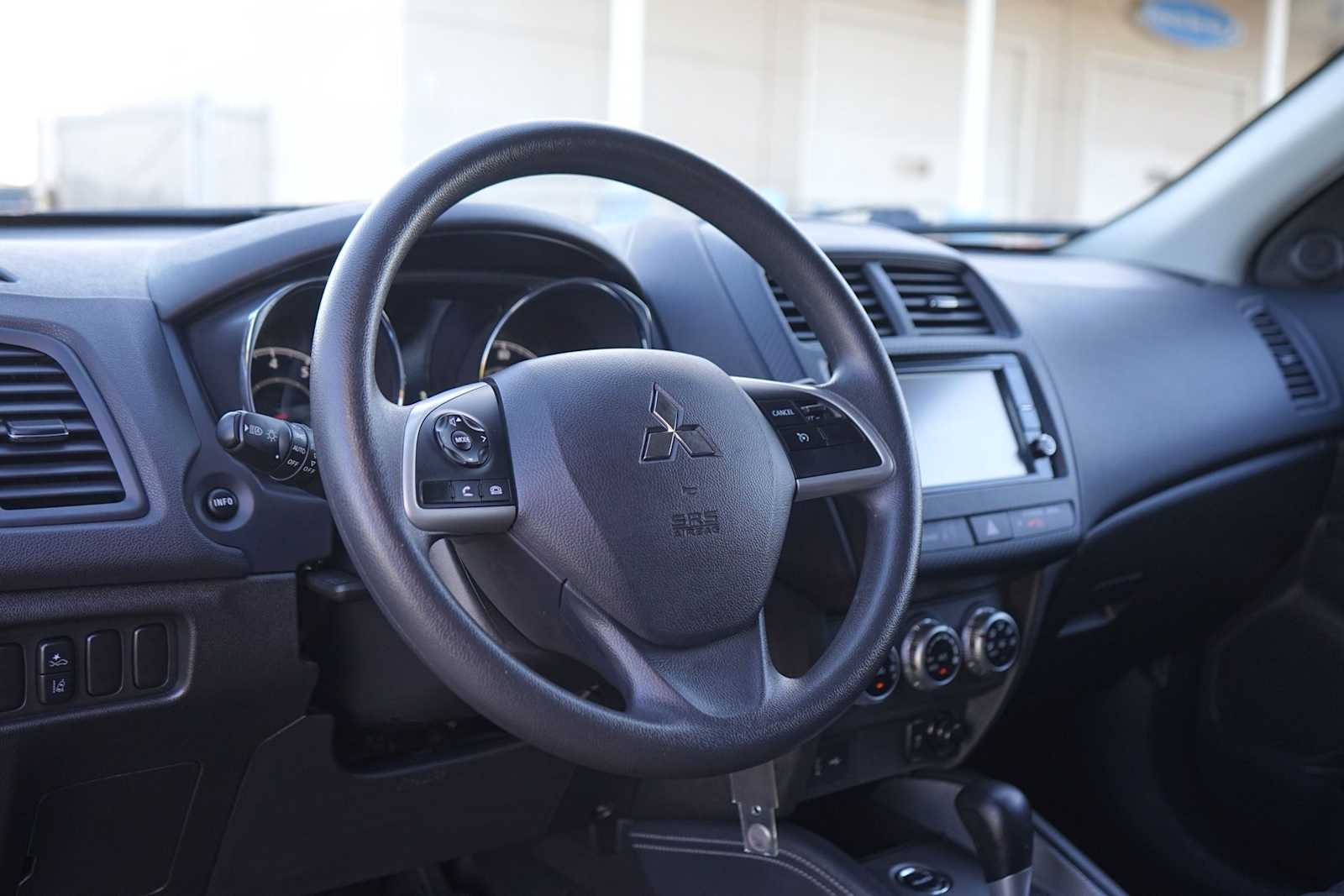 Thumbnail: 2024 Mitsubishi Outlander Sport - 2