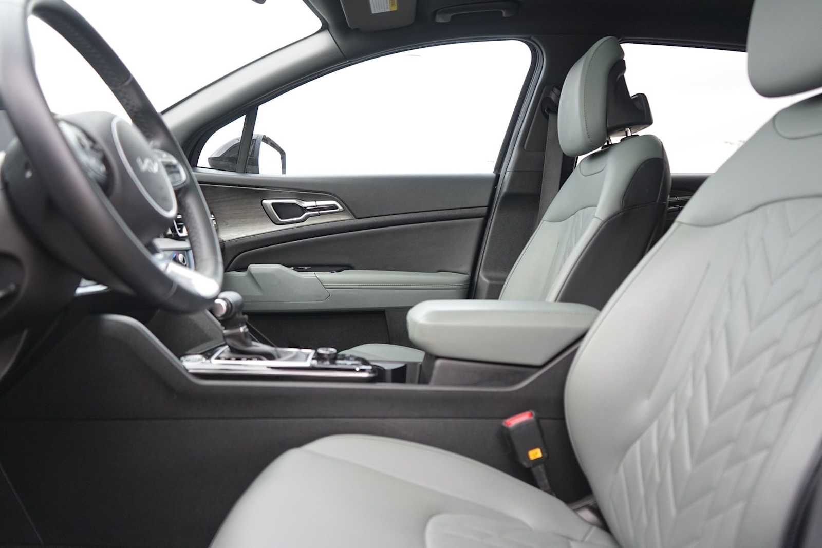 Thumbnail: 2023 Kia Sportage - 11