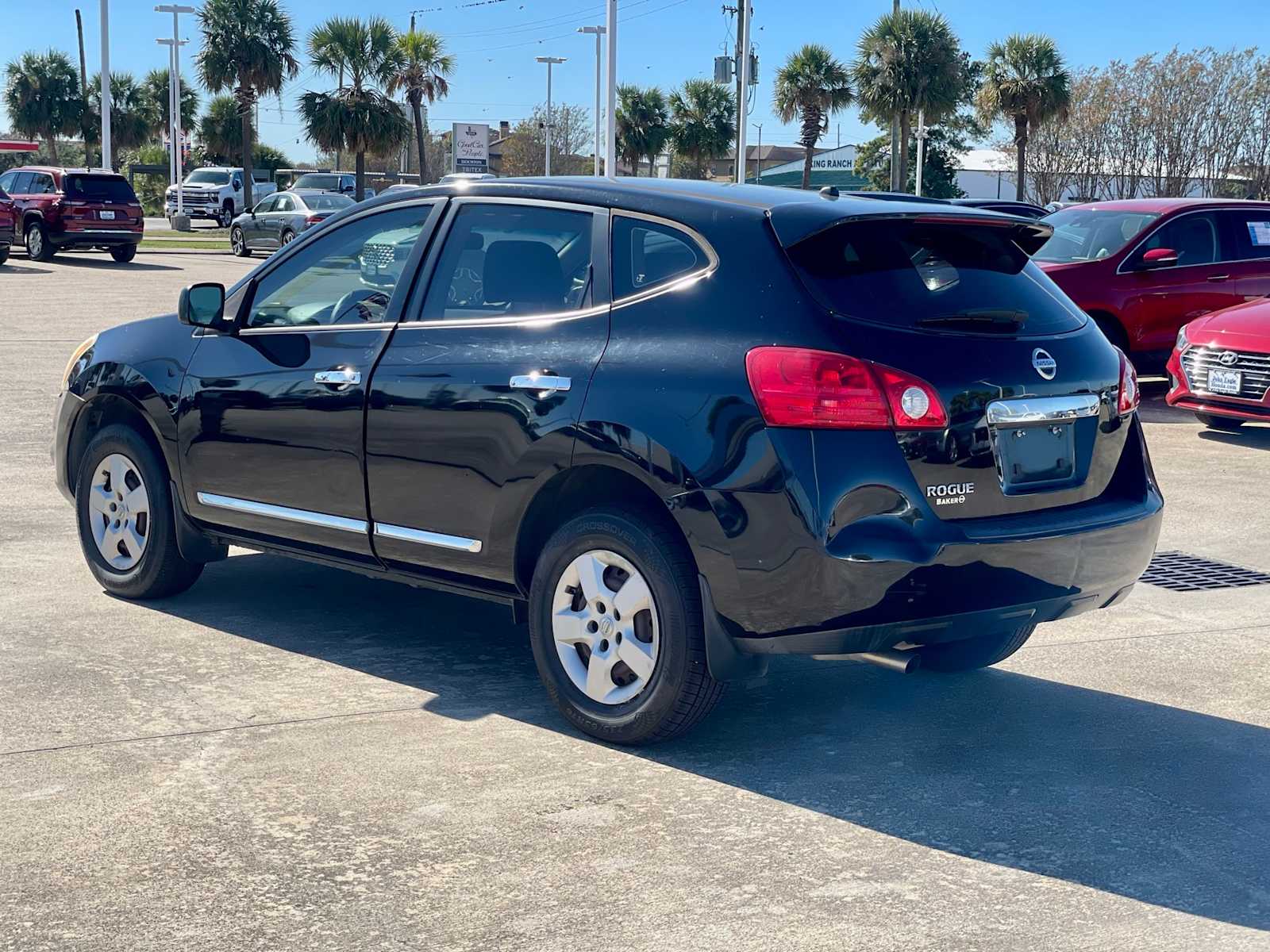 Thumbnail: 2011 Nissan Rogue - 2