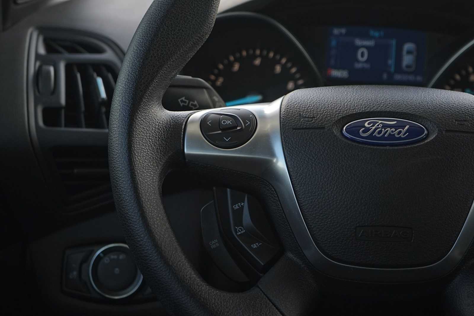 Thumbnail: 2014 Ford Escape - 17