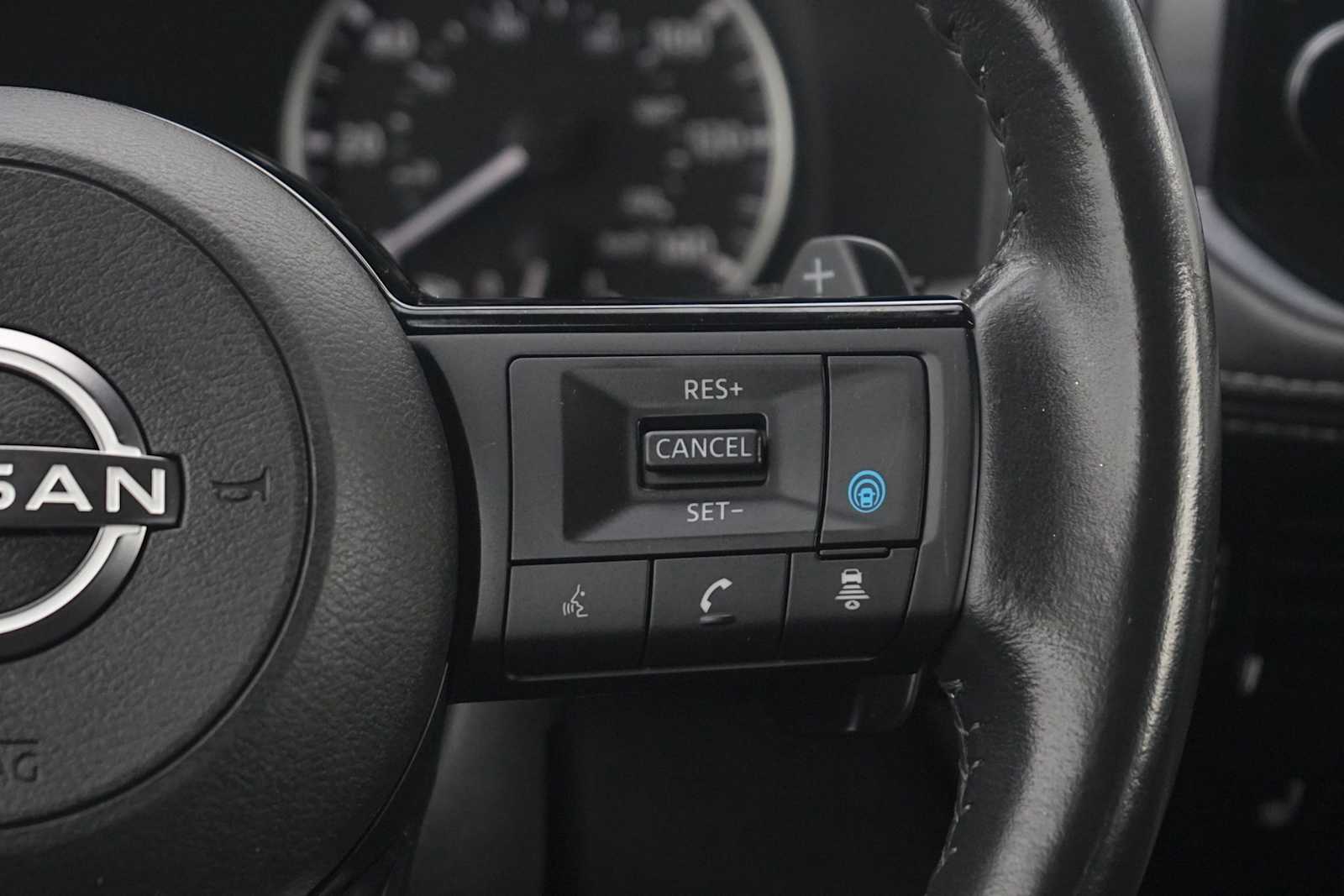 Thumbnail: 2023 Nissan Rogue - 18