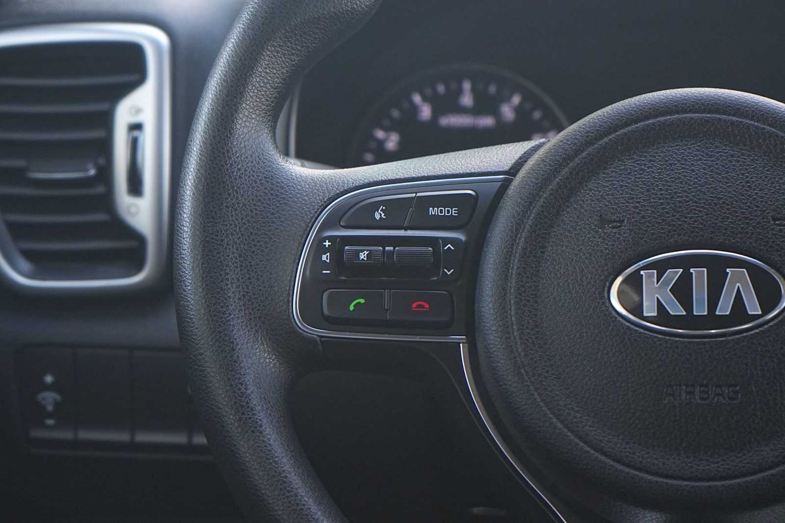 Thumbnail: 2018 Kia Sportage - 17