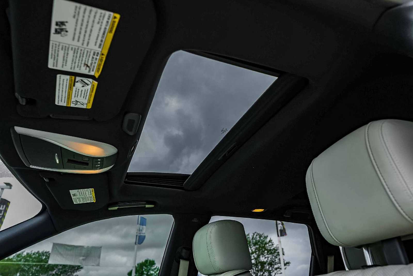 Thumbnail: 2019 INFINITI QX60 - 15