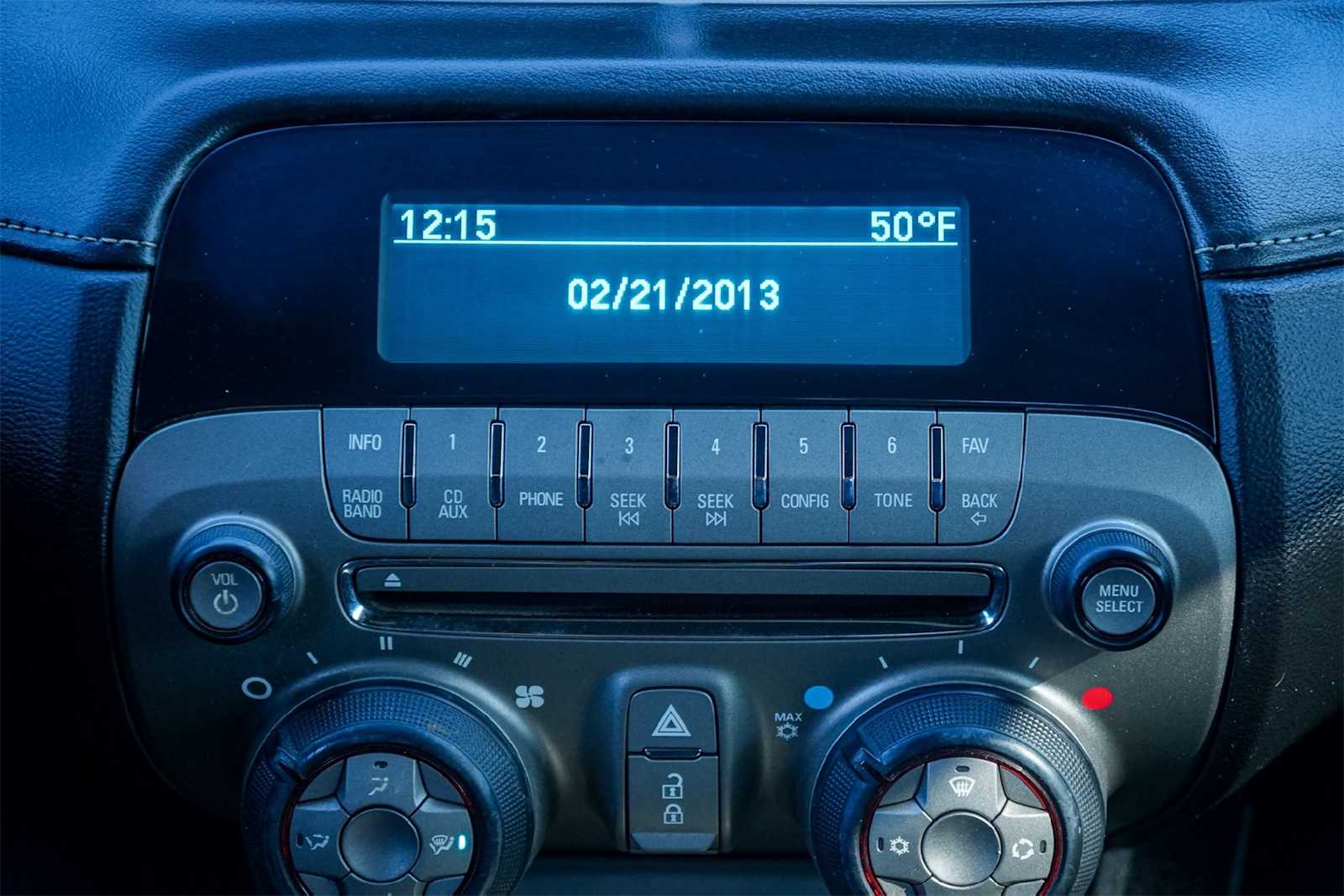 Thumbnail: 2015 Chevrolet Camaro - 16