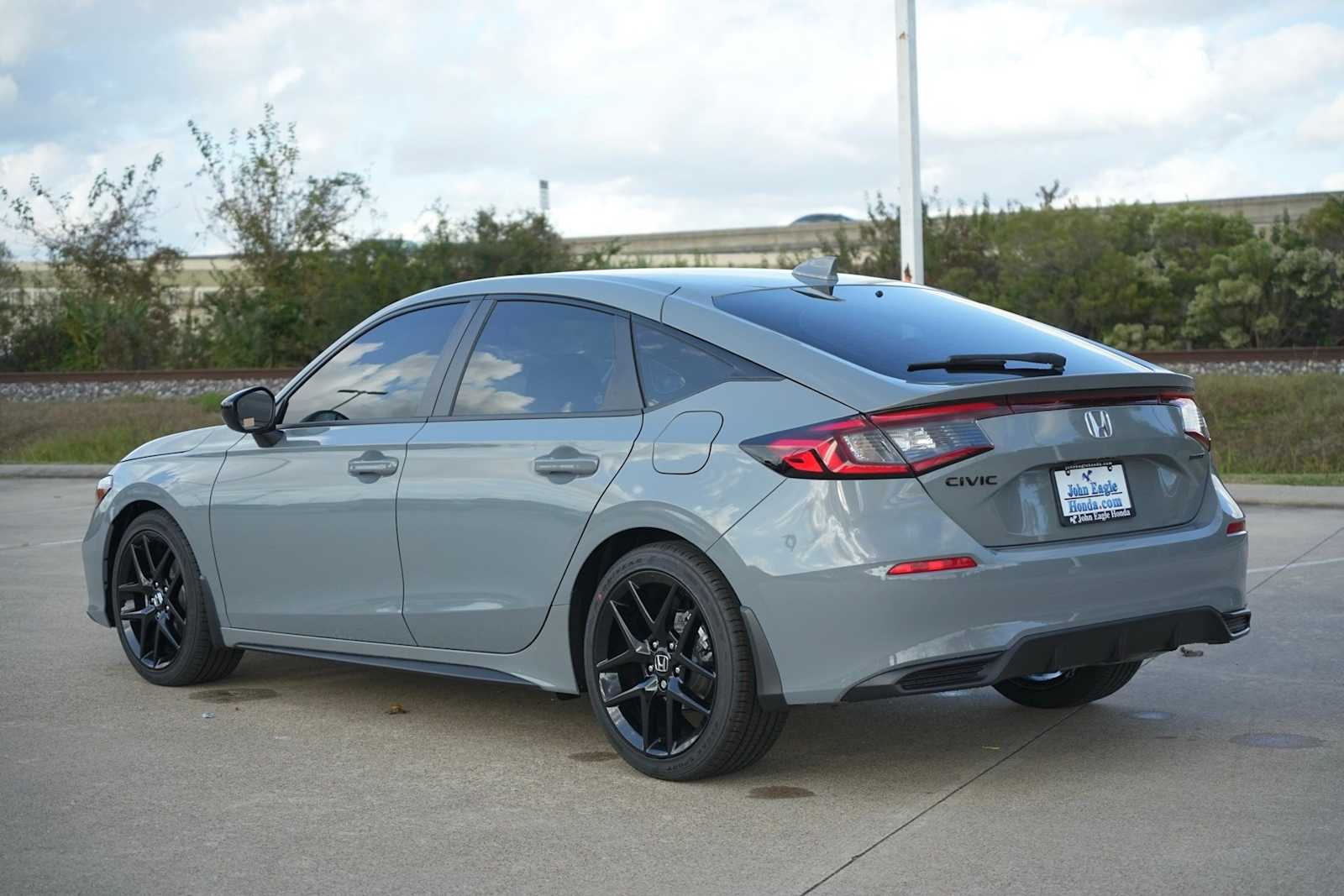 Thumbnail: 2026 Honda Civic - 4