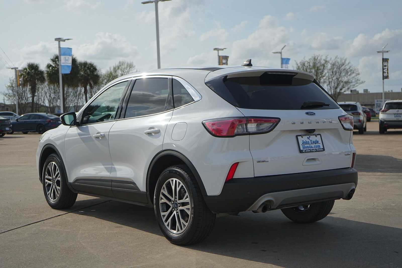 Thumbnail: 2022 Ford Escape - 4