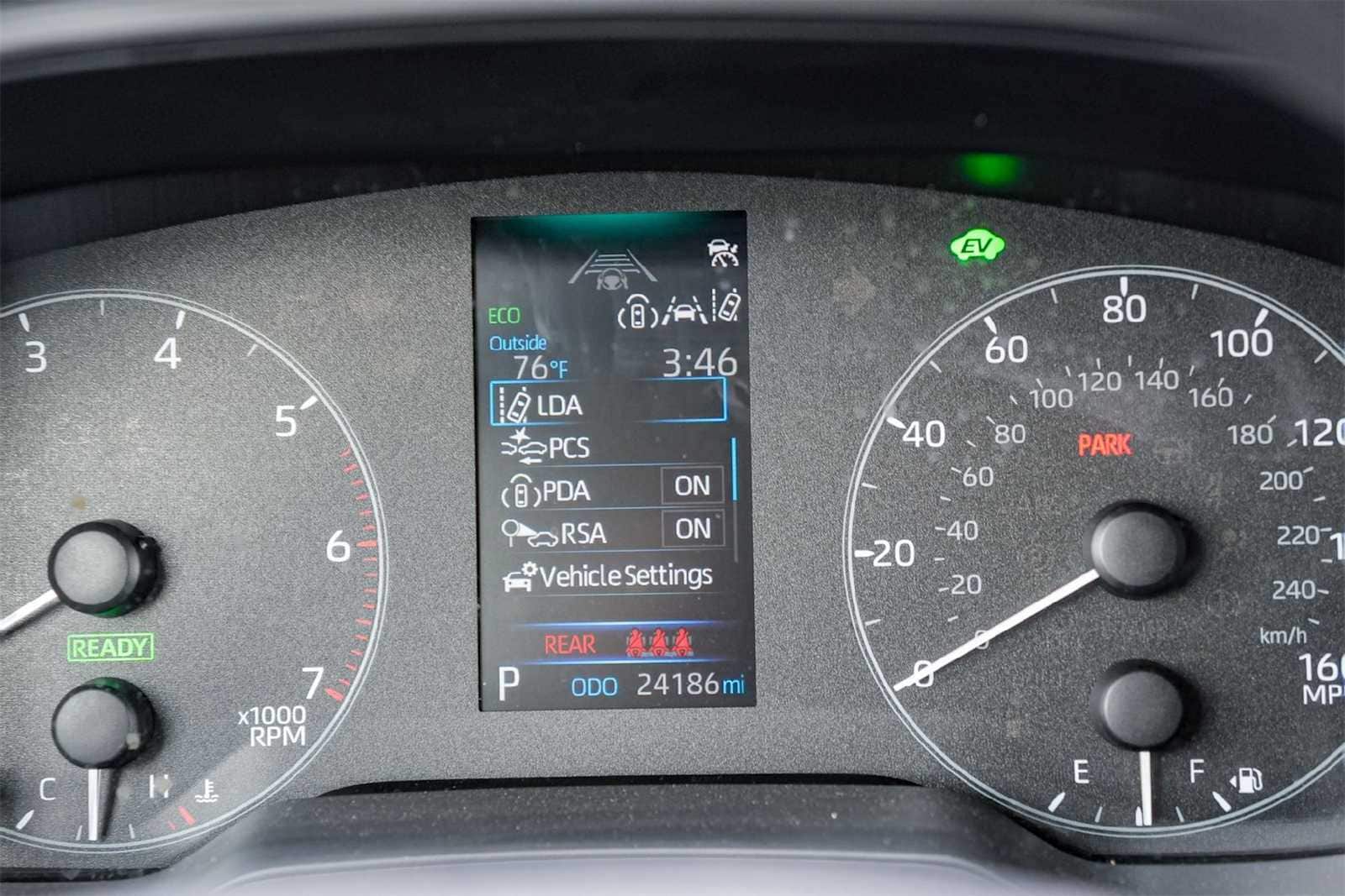 Thumbnail: 2024 Toyota Corolla - 18