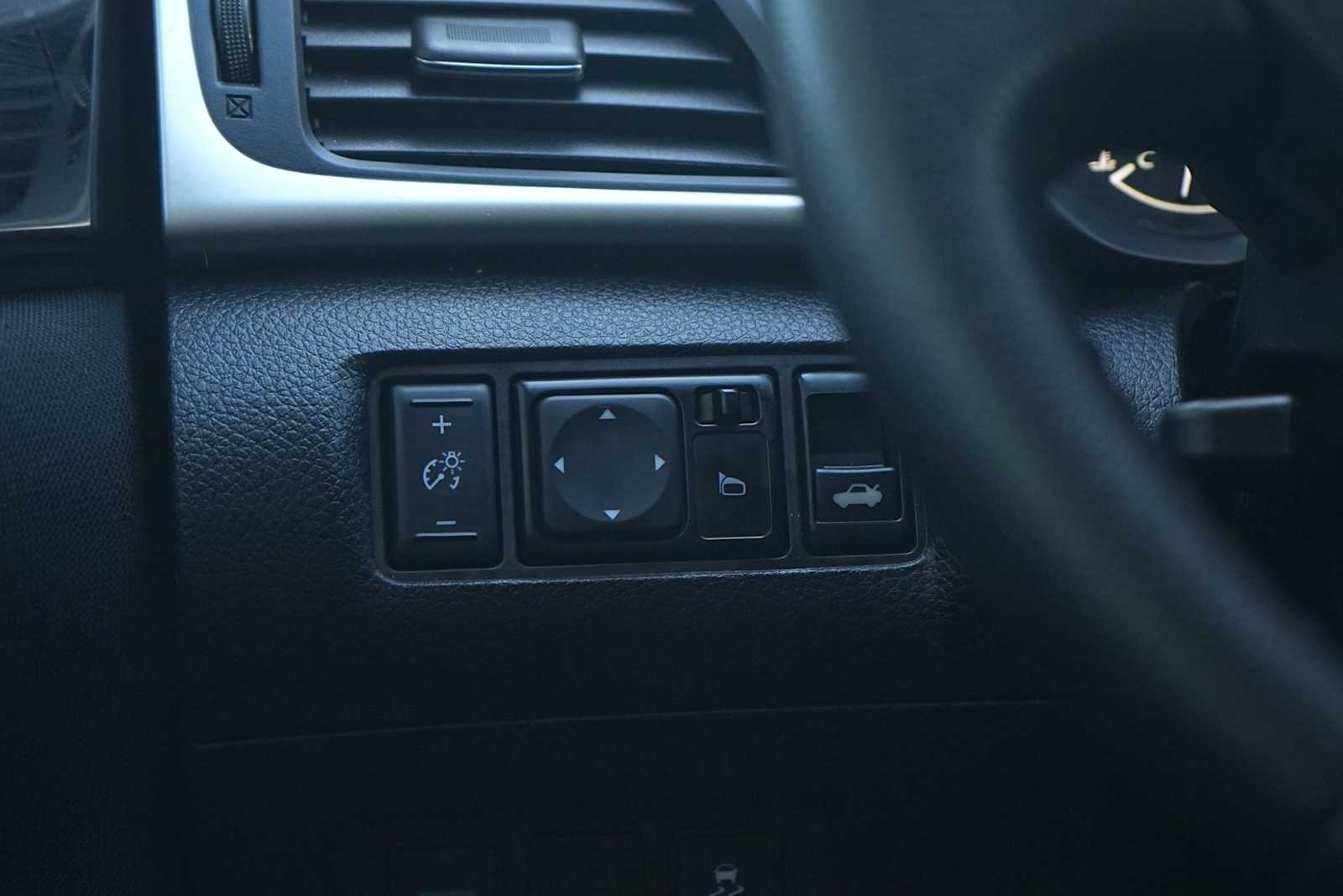 Thumbnail: 2019 Nissan Sentra - 23