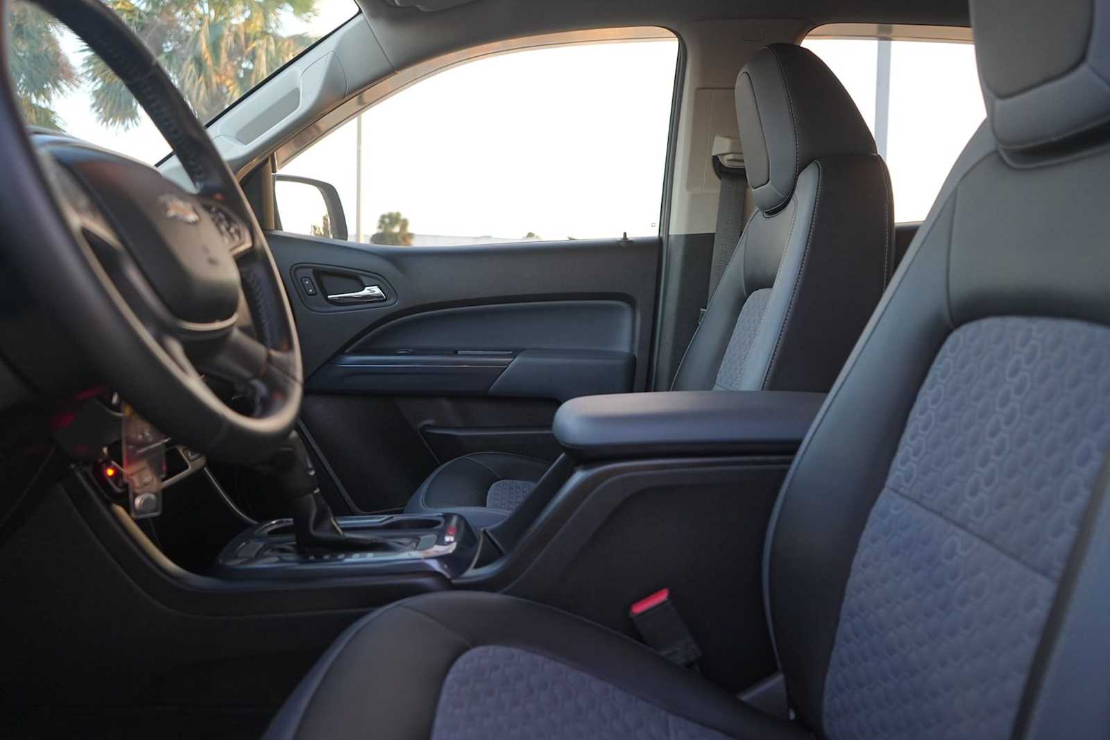 Thumbnail: 2016 Chevrolet Colorado - 11