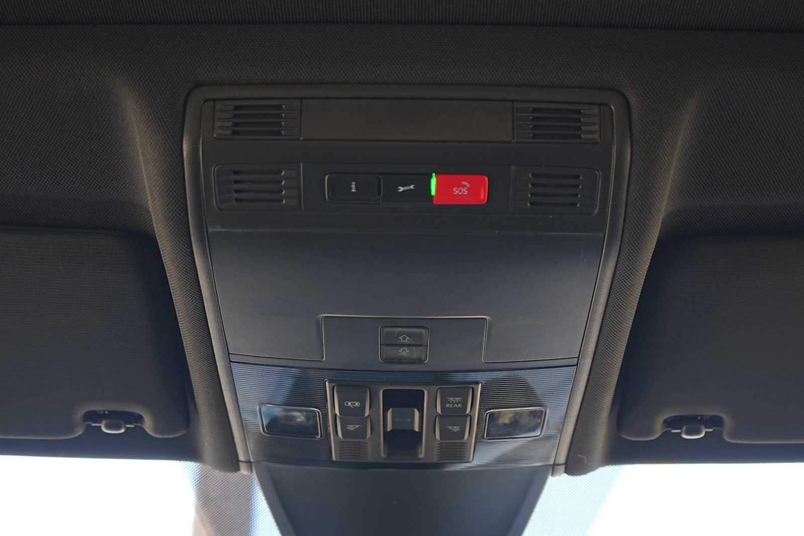Thumbnail: 2024 Volkswagen Tiguan - 23