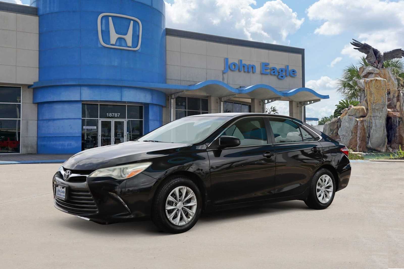 2016 Toyota Camry LE -
                  Houston, TX